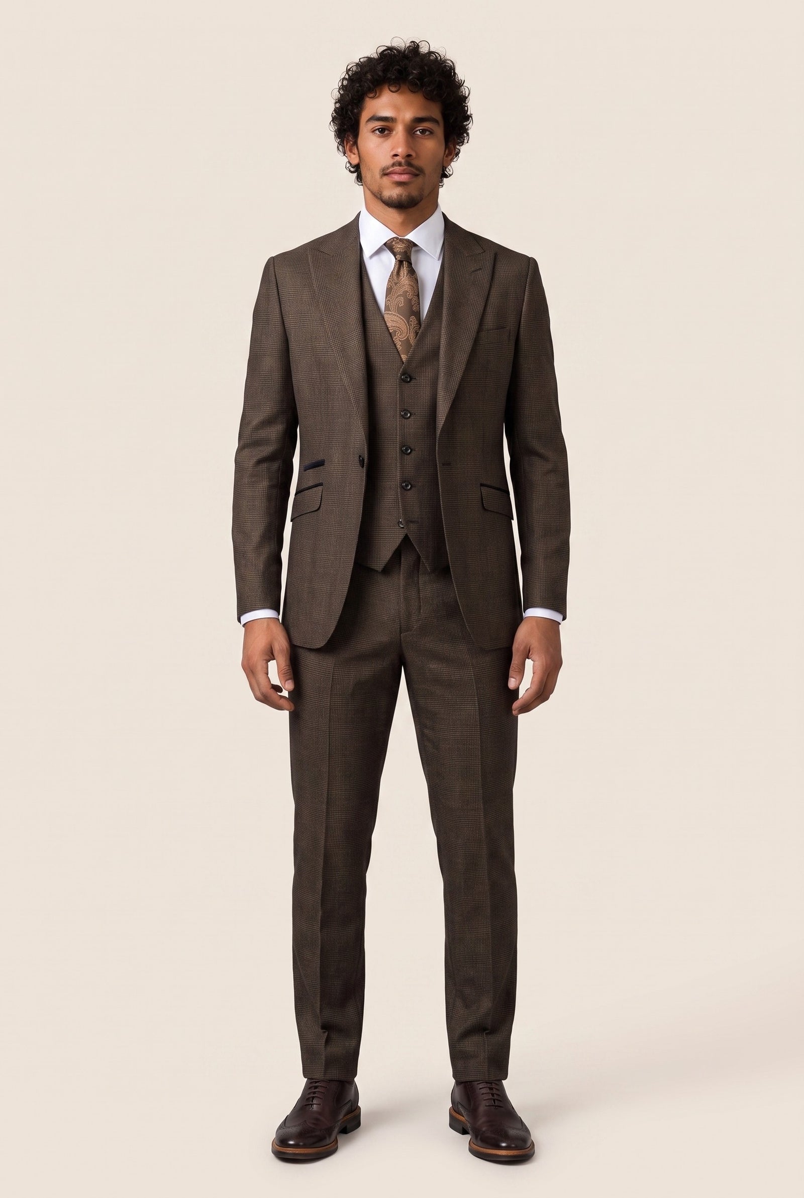 Look #1004 styled with Мъжки костюм от 3 части, кариран, туид, черно-кафяв, втален, сватбен, класически