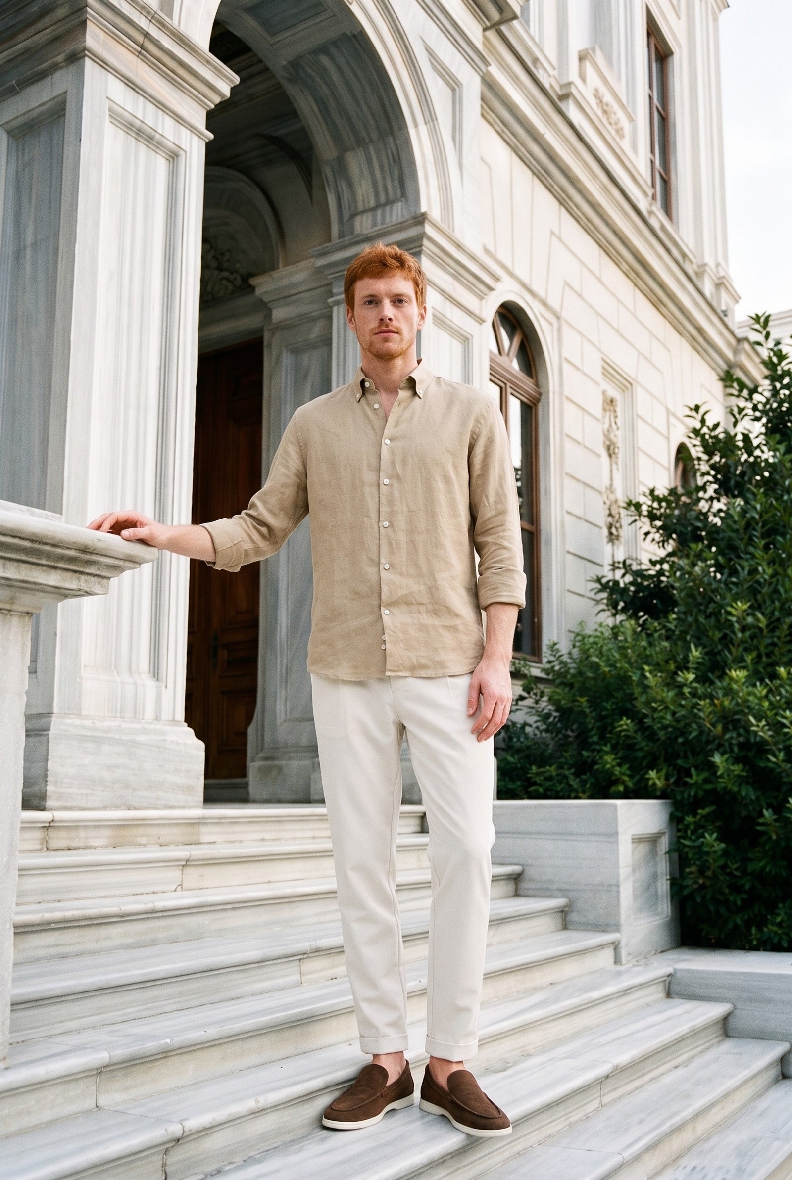 Look #1025 styled with Мъжка лятна риза с дълъг ръкав и копчета от тъмнобежов чист лен