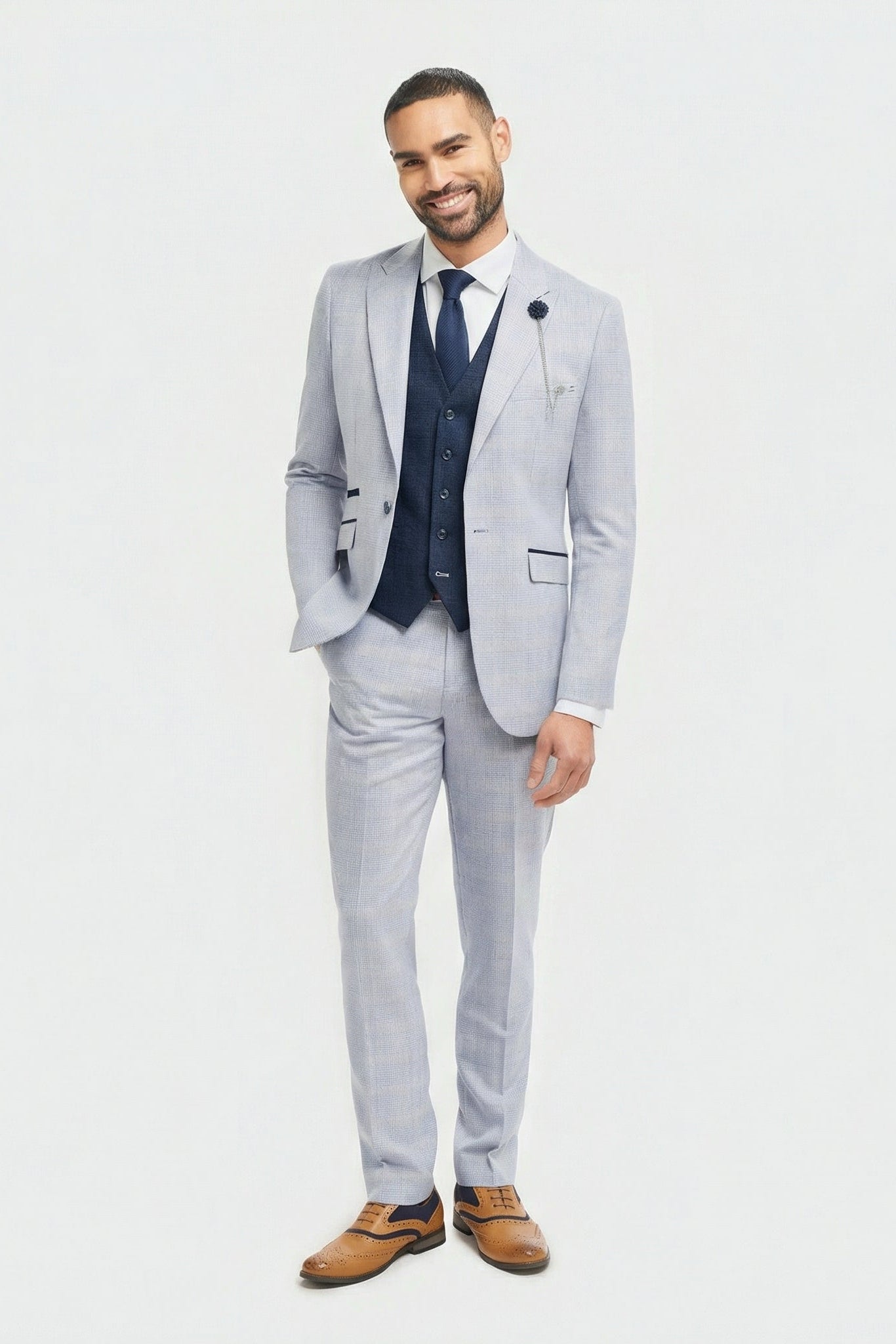 Мъжки костюм от 3 части "Принцът на Уелс" в светлосин кариран цвят с тъмносиньо Елек