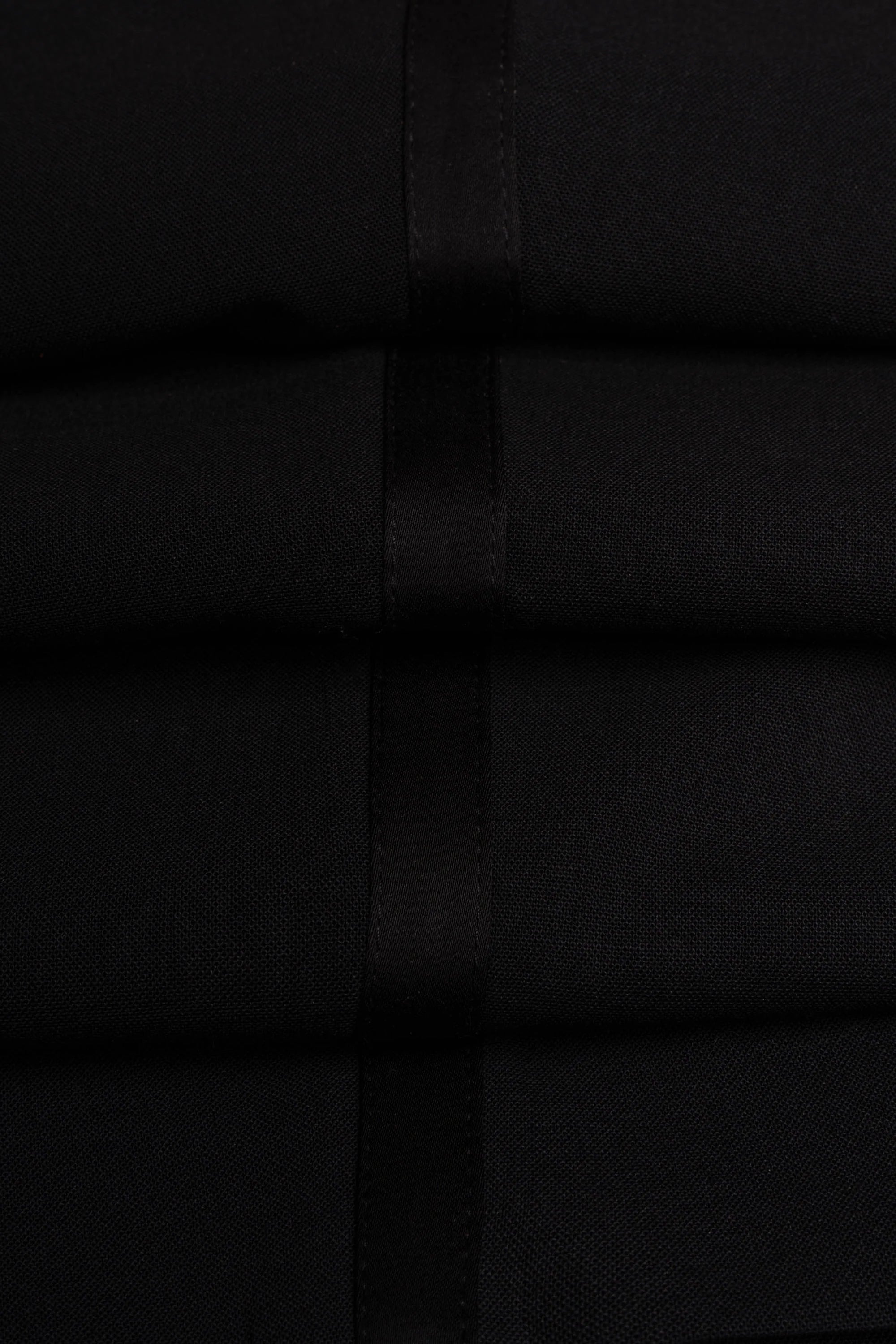 Aspen - Мъжки черен смокинг сватбен костюм от 2 части