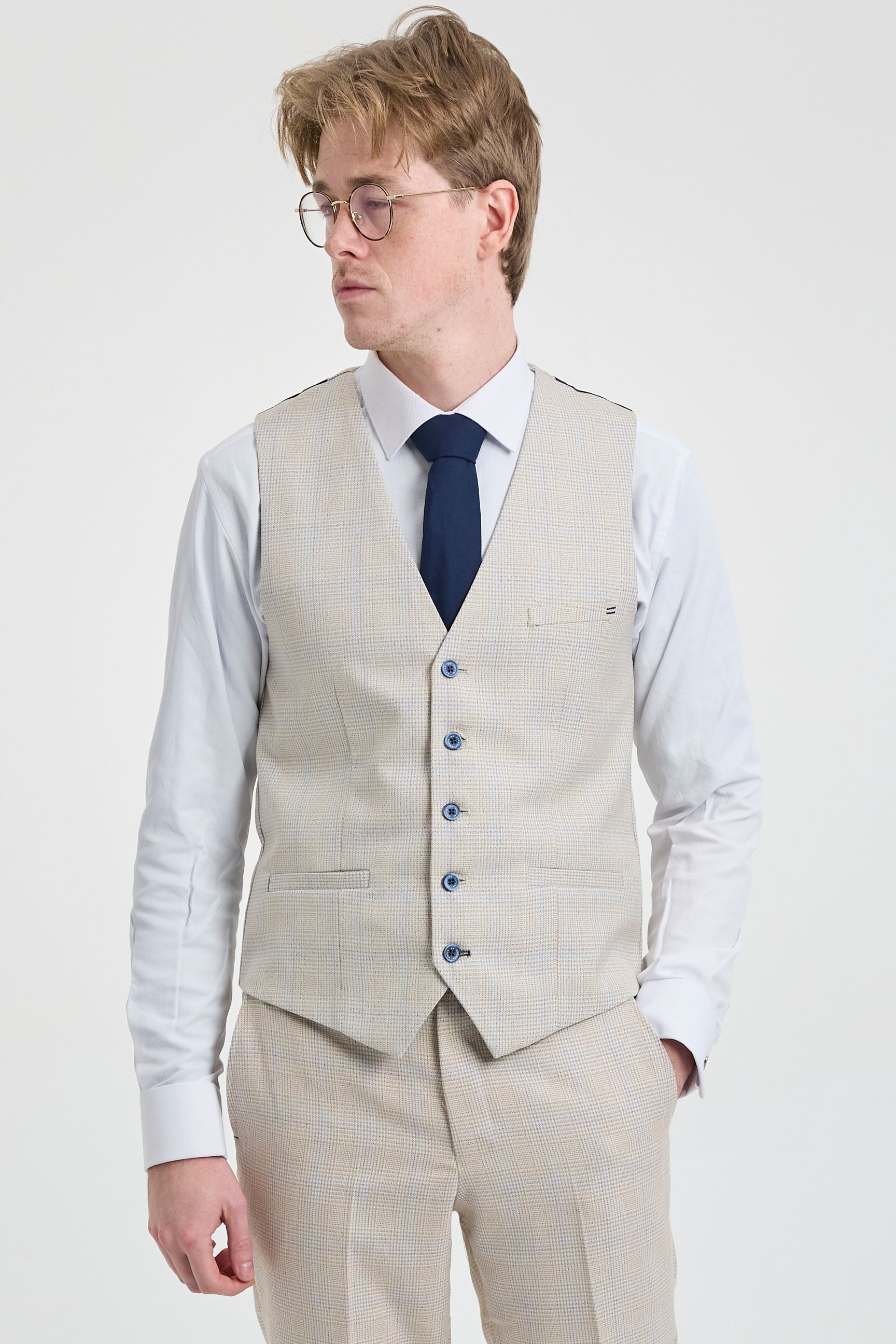 Мъжки кремав сватбен костюм от 3 части - Cavani Caridi