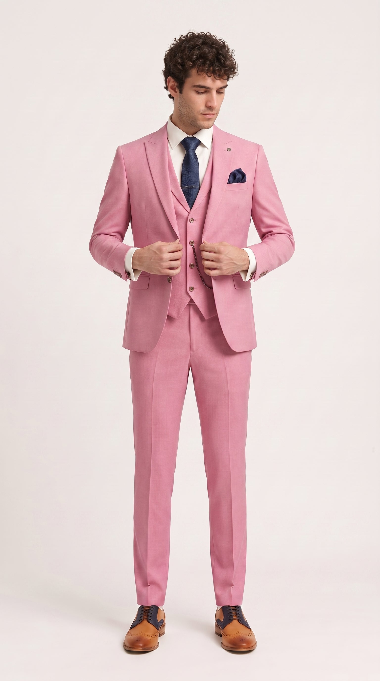 Look #149 styled with Мъжки костюм от 3 части James, розов, вталени