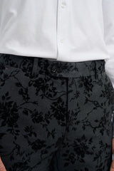 Мъжки черен кадифен костюм от 3 части с пейсли принт