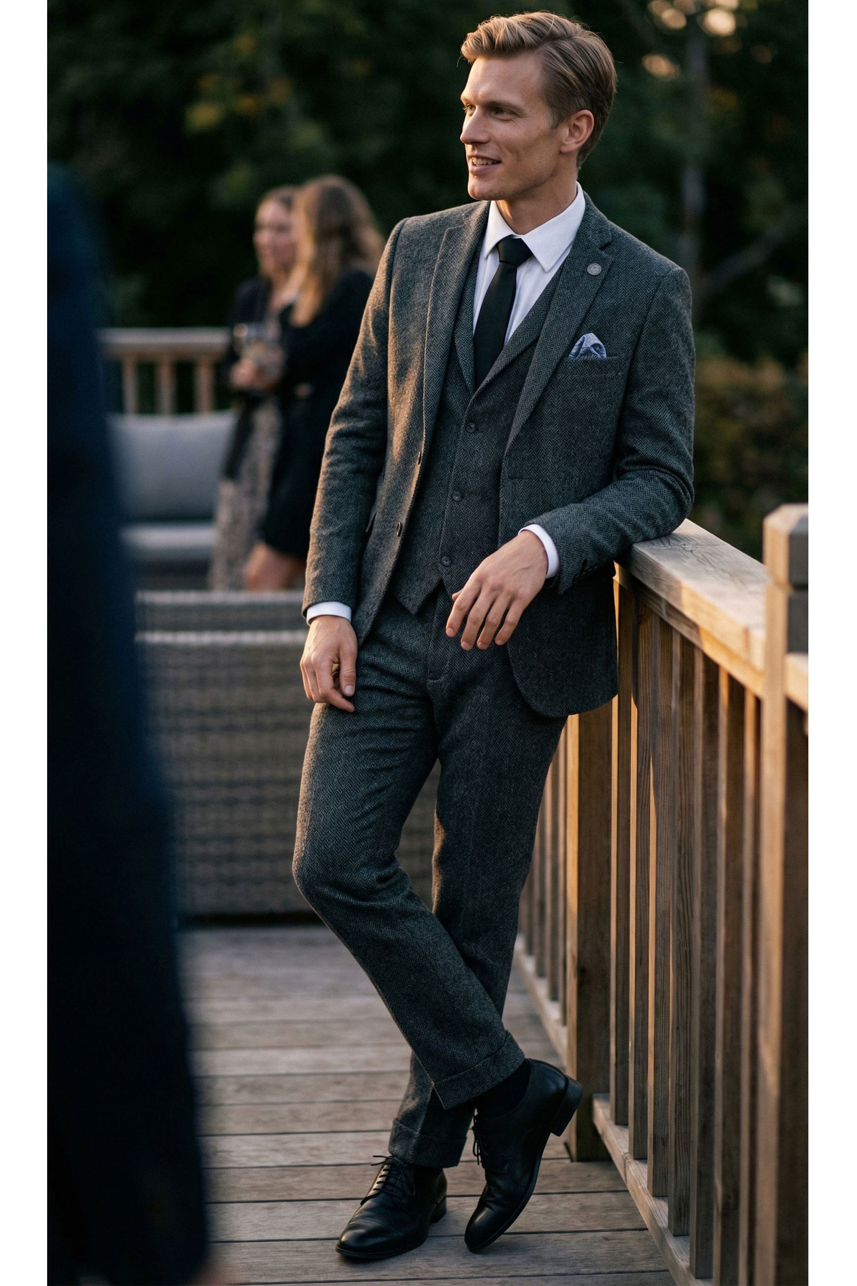 Мъжки костюм от 3 части от туид с рилена кост в тъмносив цвят - STZ11