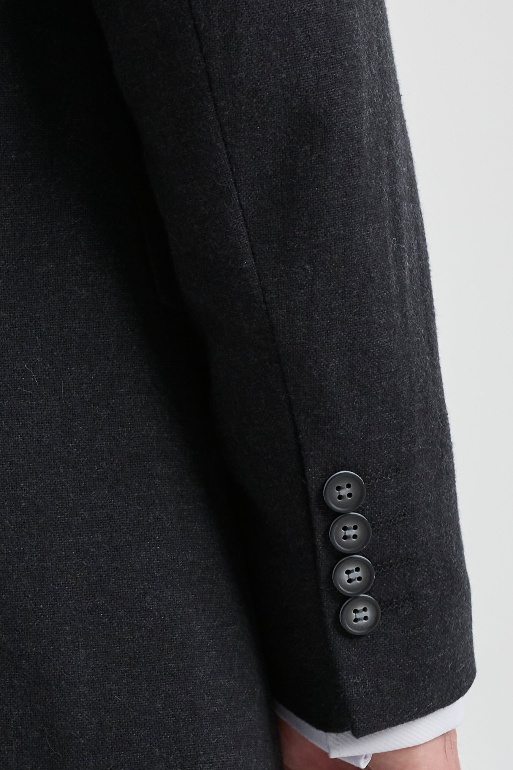 Мъжки черен винтидж костюм от 20-те години на миналия век