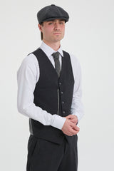 Мъжки черен винтидж костюм от 20-те години на миналия век