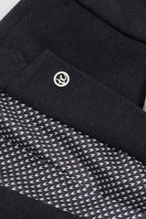 Мъжки черен винтидж костюм от 20-те години на миналия век