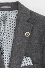 Мъжки сив вълнен костюм