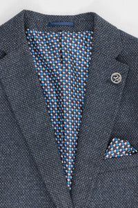 Мъжки тъмносини костюм от 3 части с двуредно закопчаване