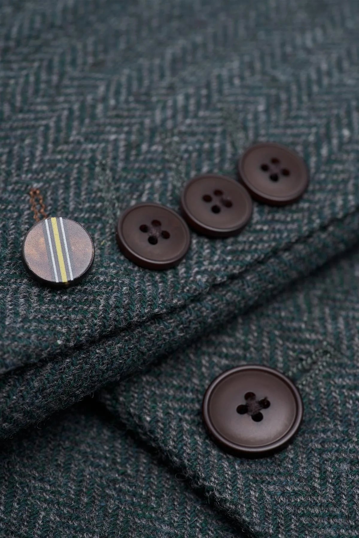 Thomas - Мъжки маслиненозелен класически туид блейзър с рилен мотив